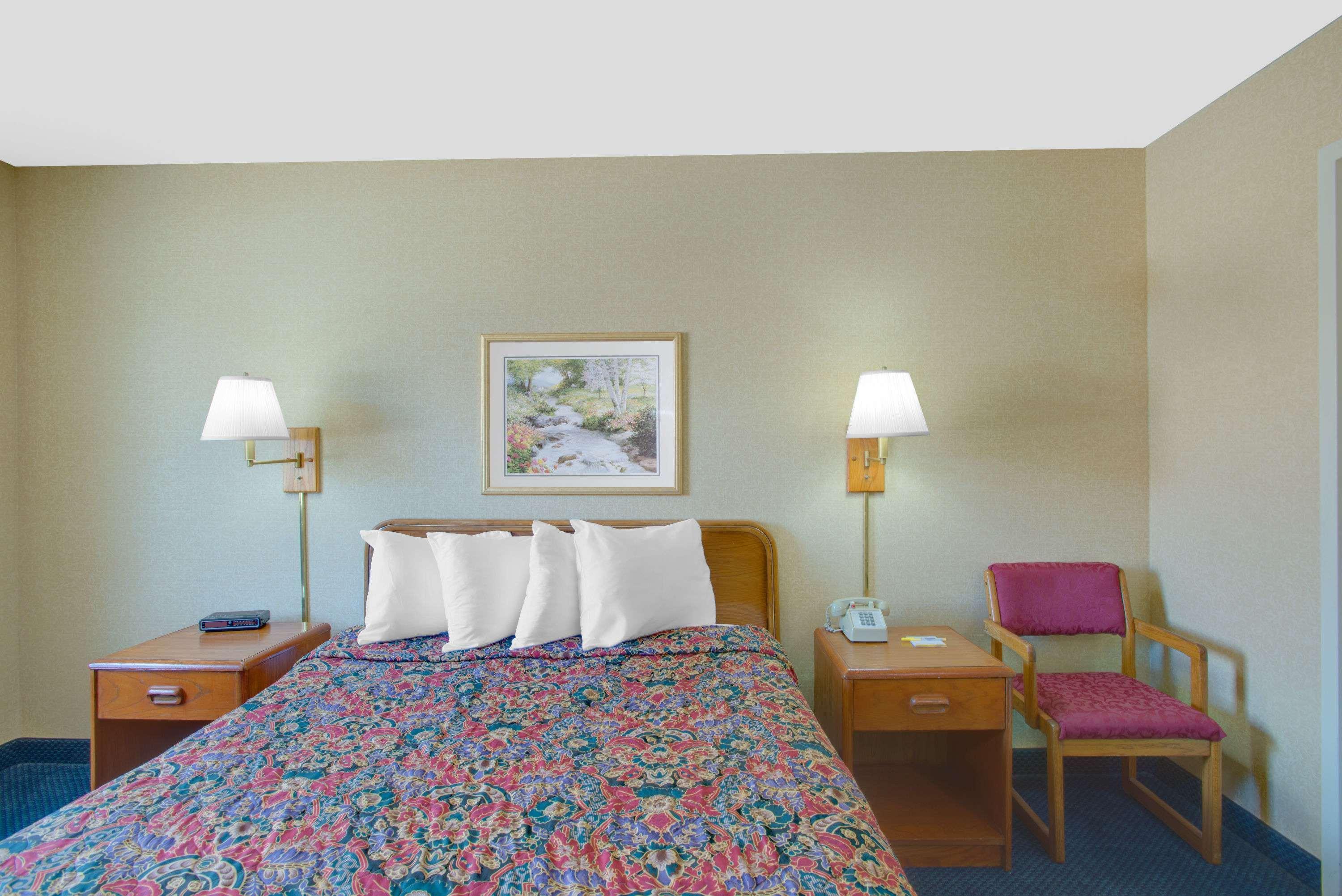 Days Inn By Wyndham Auburn/Finger Lakes Region Exterior foto