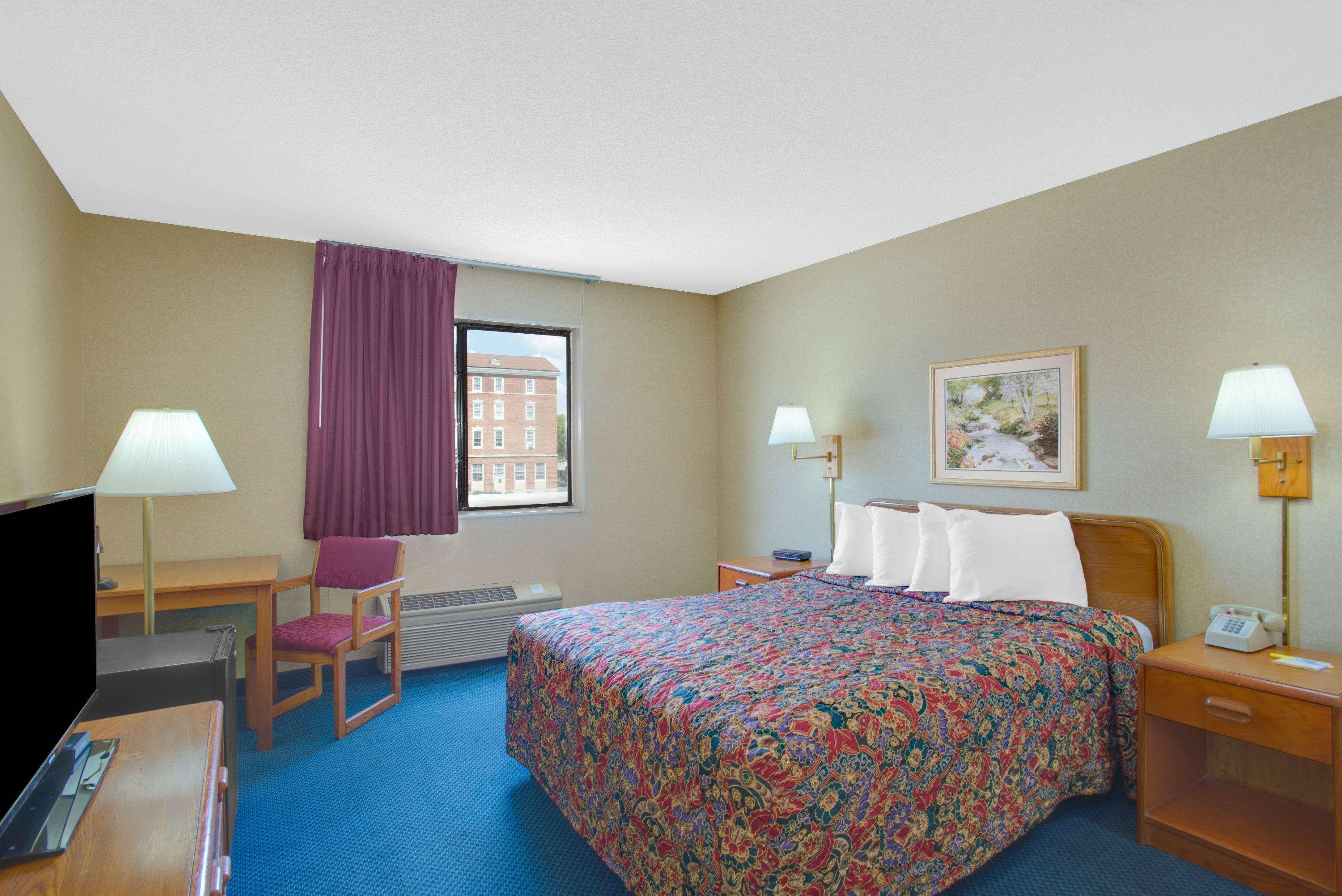 Days Inn By Wyndham Auburn/Finger Lakes Region Exterior foto