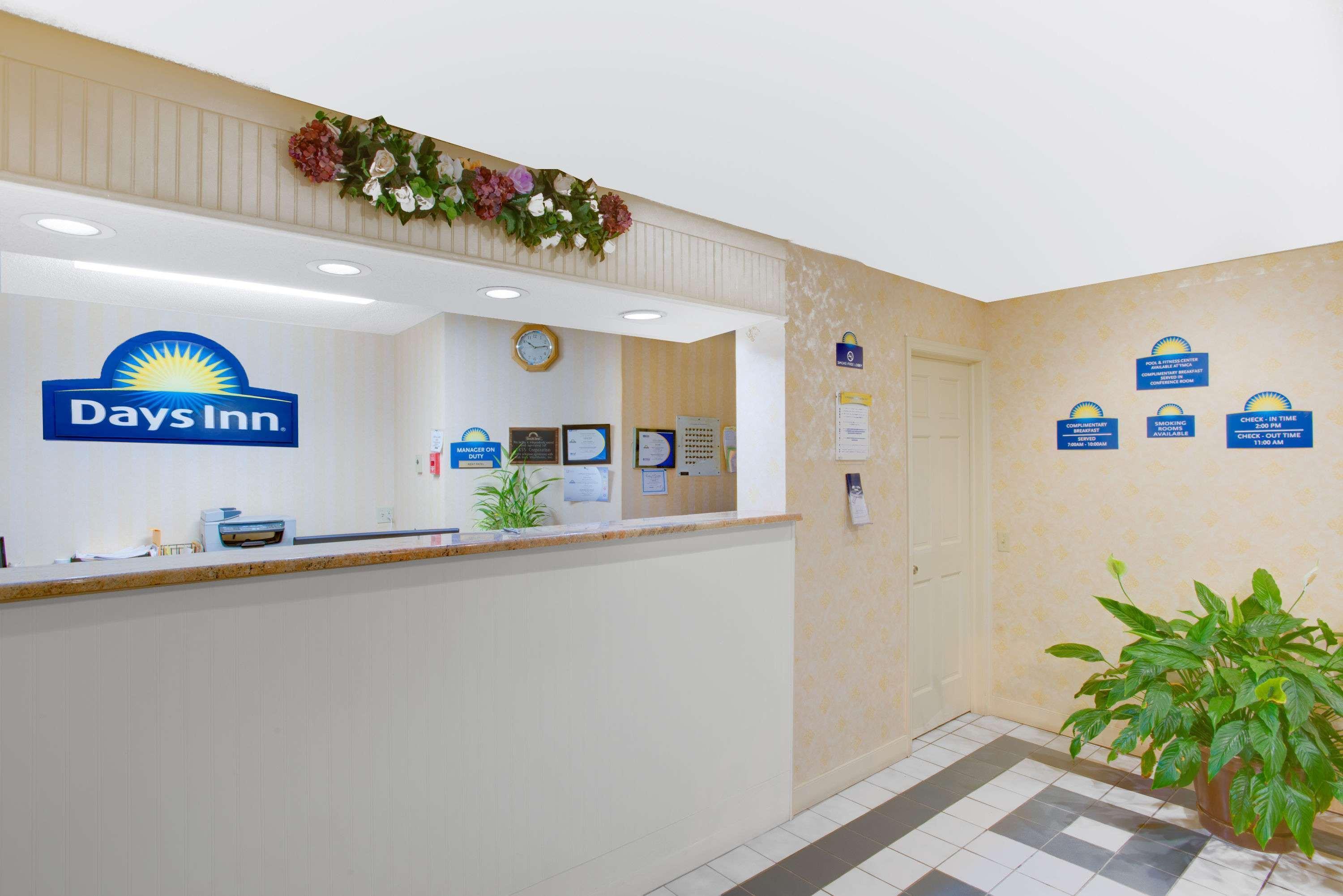 Days Inn By Wyndham Auburn/Finger Lakes Region Exterior foto