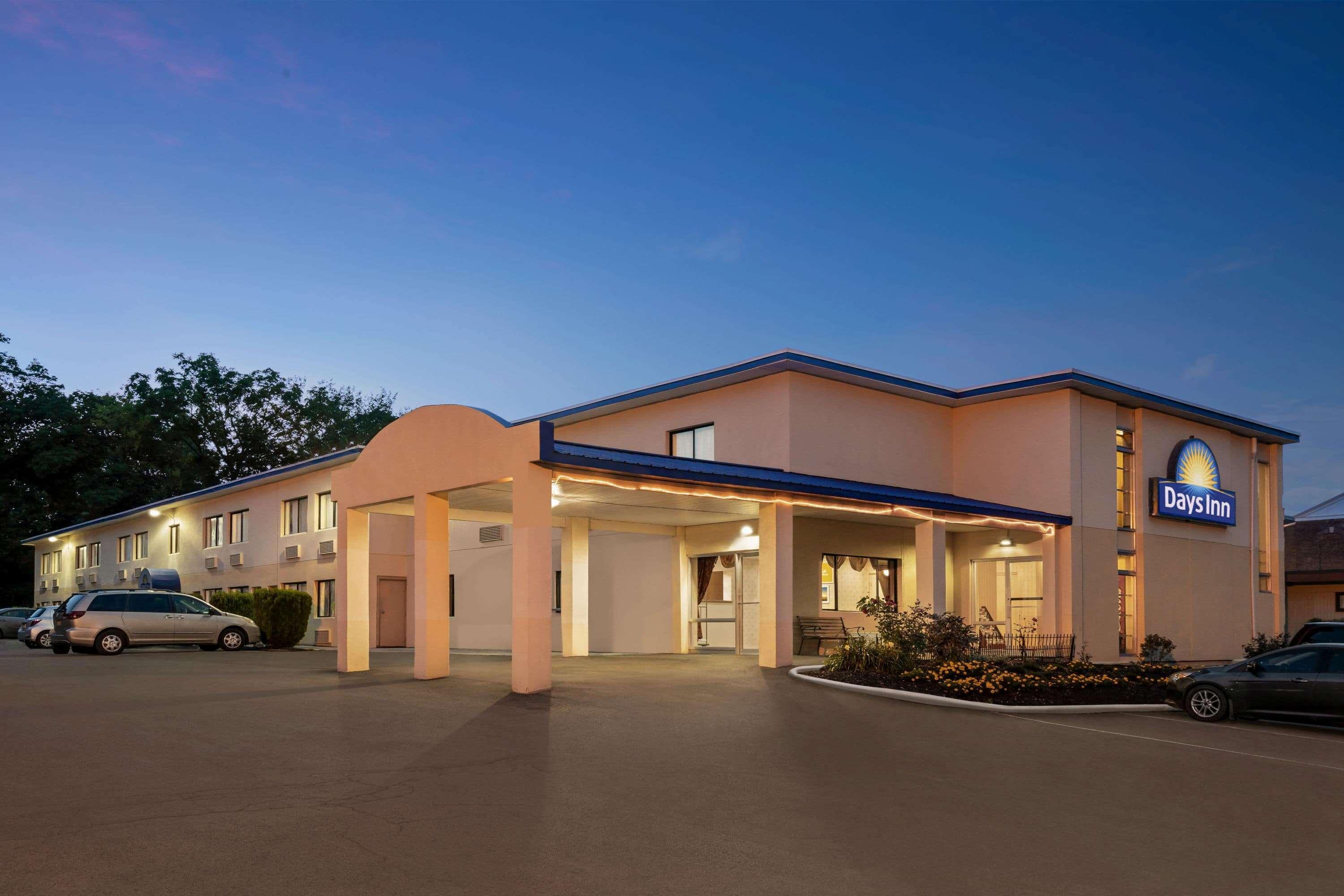 Days Inn By Wyndham Auburn/Finger Lakes Region Exterior foto