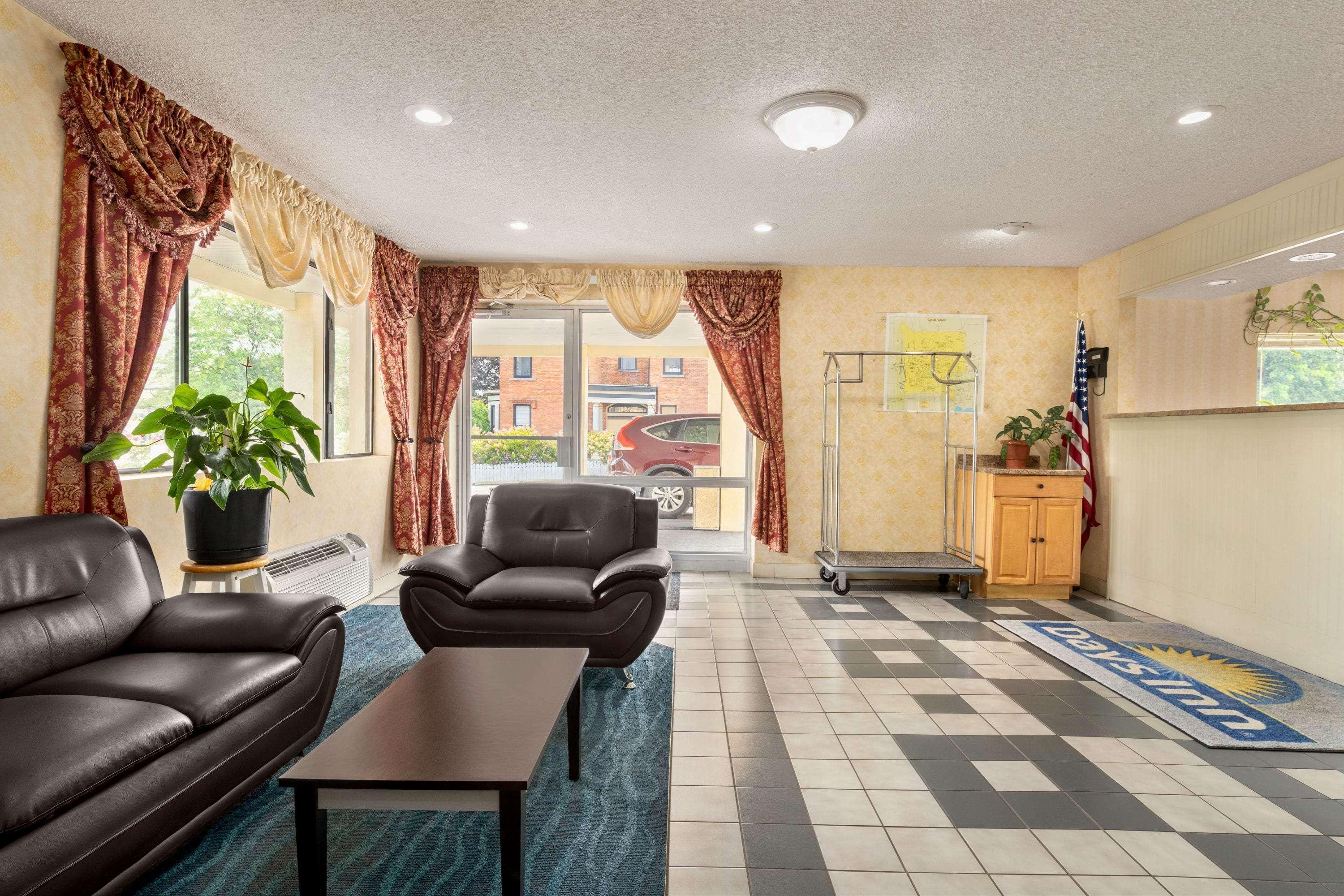 Days Inn By Wyndham Auburn/Finger Lakes Region Exterior foto